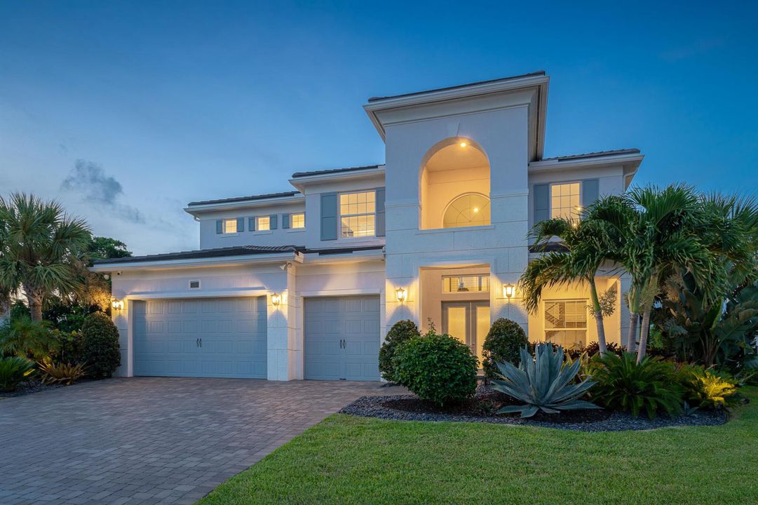 1280 NE Langford Ln, Jensen Beach, FL 34