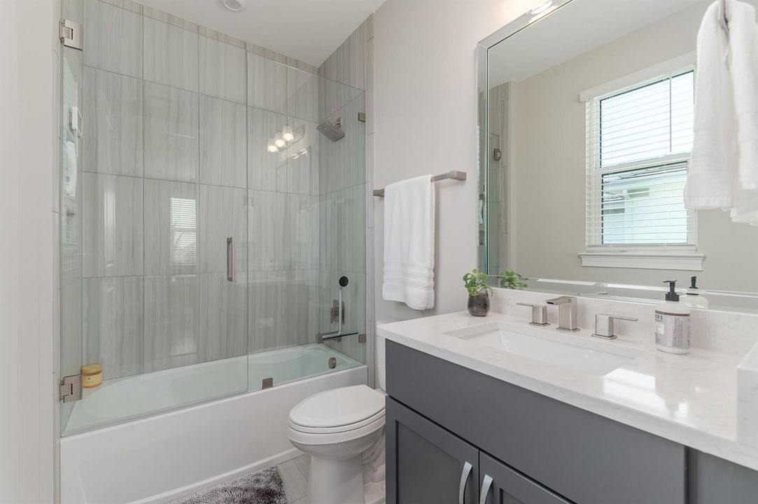 1280 NE Langford Ln, Jensen Beach, FL 34