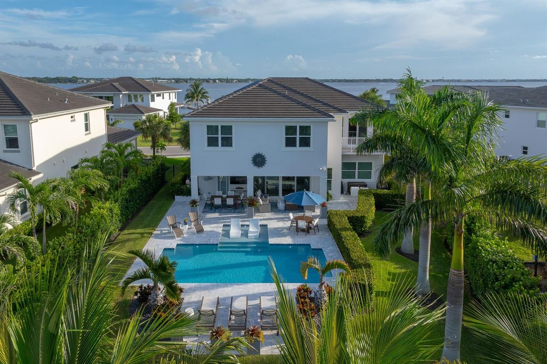 1280 NE Langford Ln, Jensen Beach, FL 34