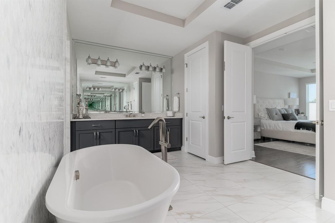 1280 NE Langford Ln, Jensen Beach, FL 34