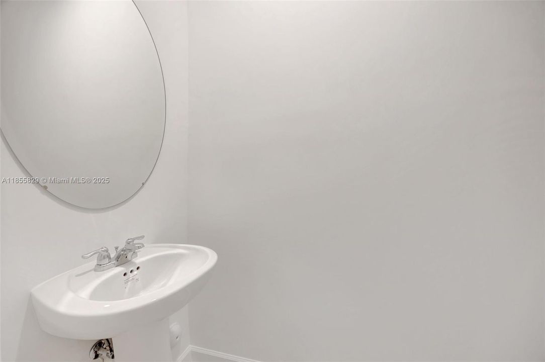 Active With Contract: $3,800 (4 beds, 2 baths, 1838 Square Feet)