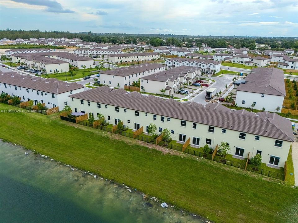 Active With Contract: $3,800 (4 beds, 2 baths, 1838 Square Feet)