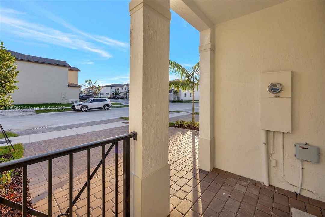 Active With Contract: $3,800 (4 beds, 2 baths, 1838 Square Feet)