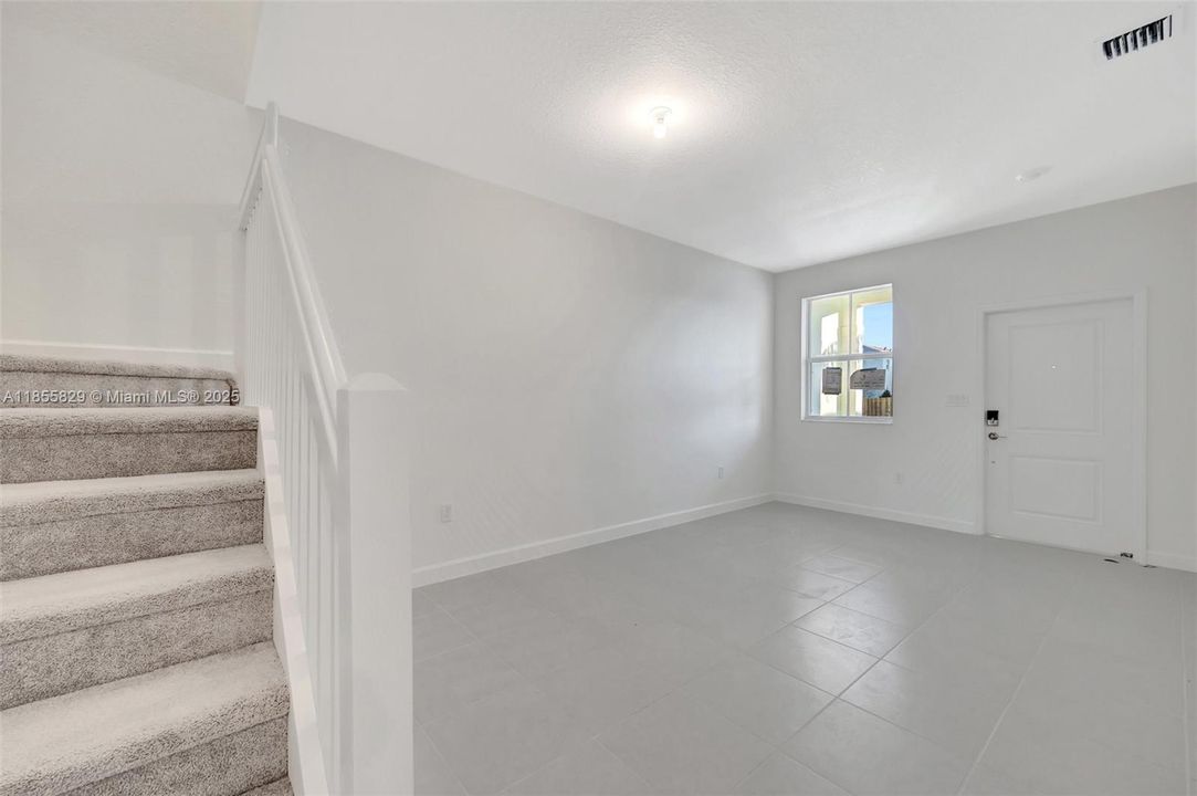 Active With Contract: $3,800 (4 beds, 2 baths, 1838 Square Feet)