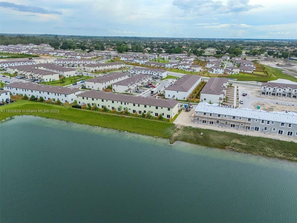 Active With Contract: $3,800 (4 beds, 2 baths, 1838 Square Feet)