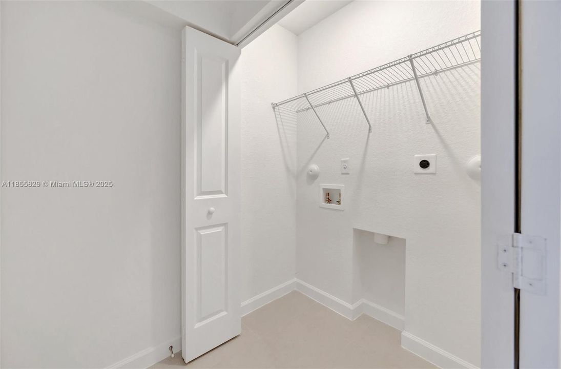 Active With Contract: $3,800 (4 beds, 2 baths, 1838 Square Feet)