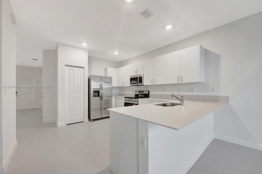Active With Contract: $3,800 (4 beds, 2 baths, 1838 Square Feet)