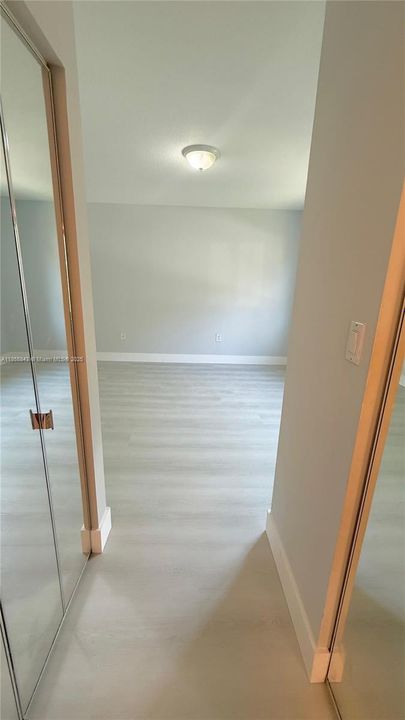 Active With Contract: $3,000 (3 beds, 2 baths, 1263 Square Feet)