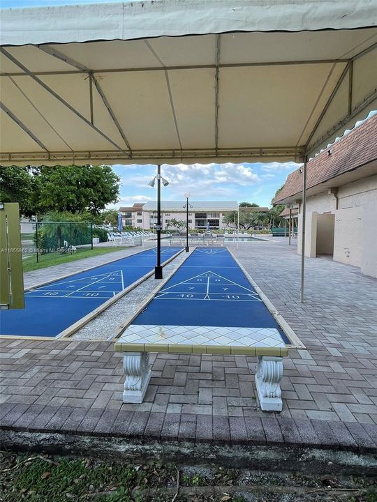 For Sale: $160,000 (2 beds, 2 baths, 1270 Square Feet)