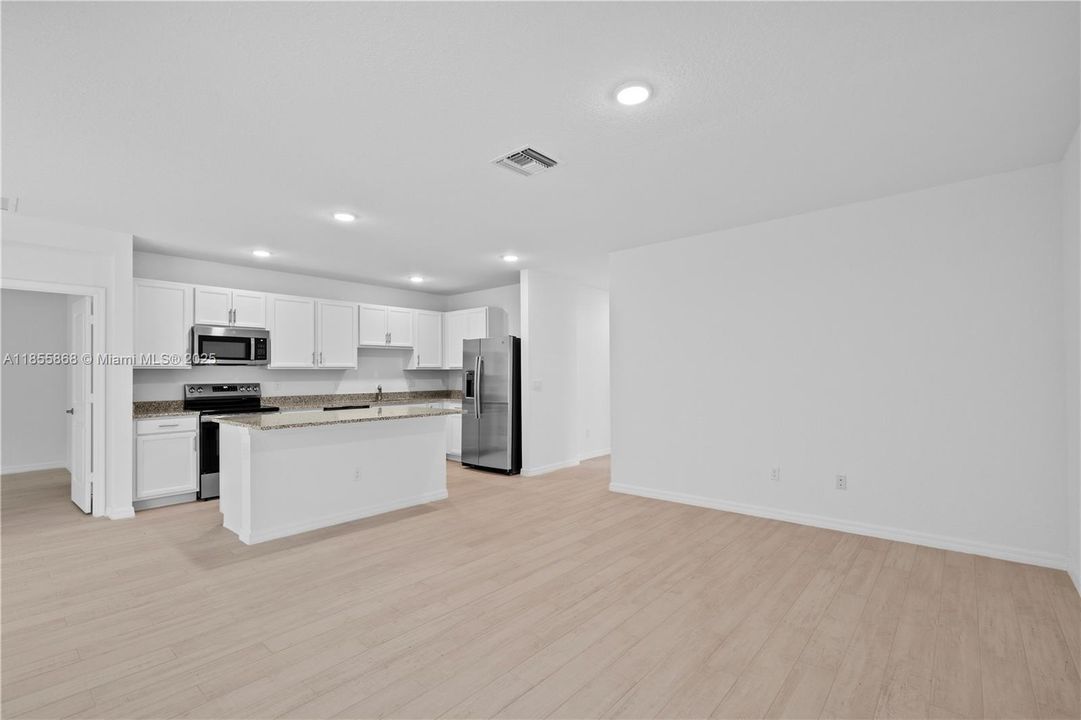 Недавно арендовано: $2,500 (4 спален, 2 ванн, 0 Квадратных фут)