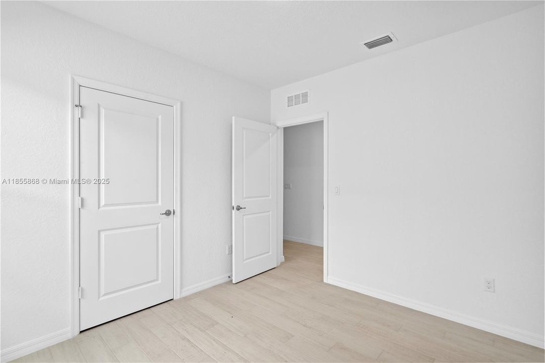 Недавно арендовано: $2,500 (4 спален, 2 ванн, 0 Квадратных фут)