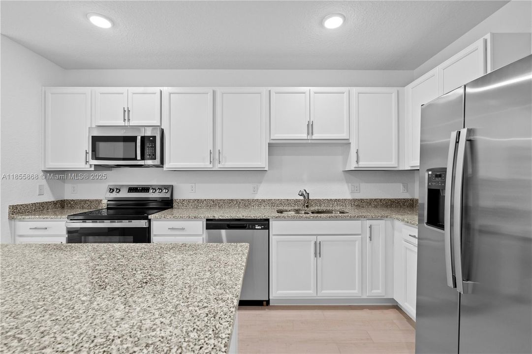 Недавно арендовано: $2,500 (4 спален, 2 ванн, 0 Квадратных фут)