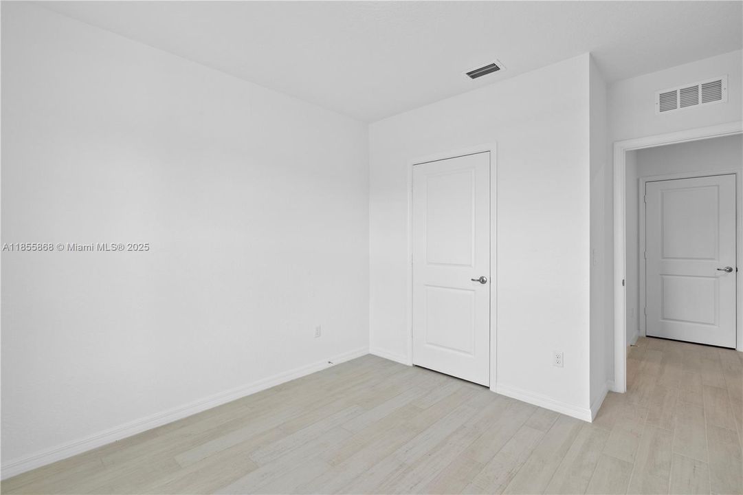 Недавно арендовано: $2,500 (4 спален, 2 ванн, 0 Квадратных фут)