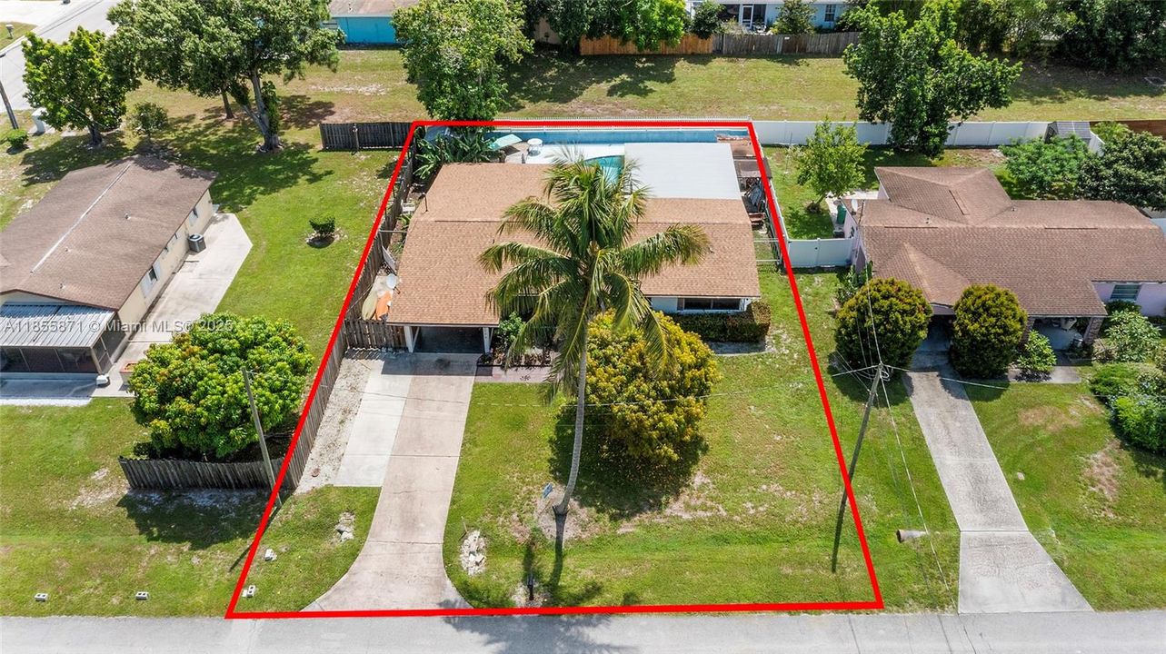 最近售出: $275,000 (3 贝兹, 2 浴室, 1678 平方英尺)