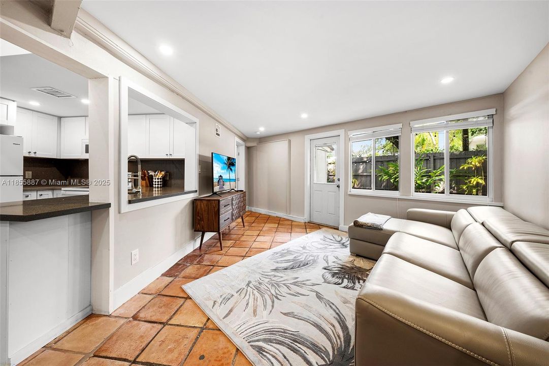 Activo con contrato: $2,699,000 (0 camas, 0 baños, 2819 Pies cuadrados)