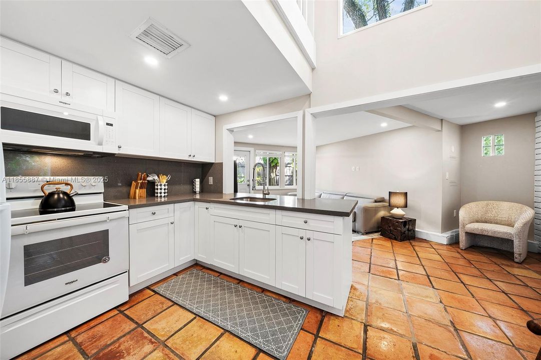 Activo con contrato: $2,699,000 (0 camas, 0 baños, 2819 Pies cuadrados)