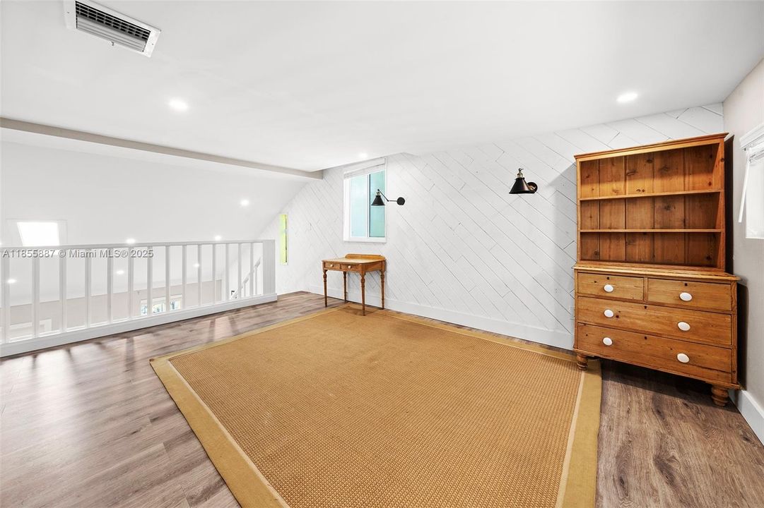 Activo con contrato: $2,699,000 (0 camas, 0 baños, 2819 Pies cuadrados)