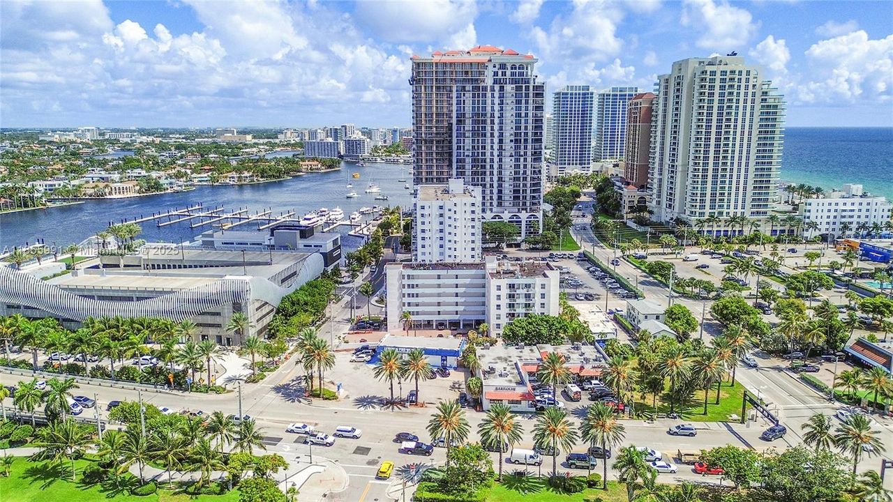 На продажу: $445,000 (2 спален, 1 ванн, 756 Квадратных фут)