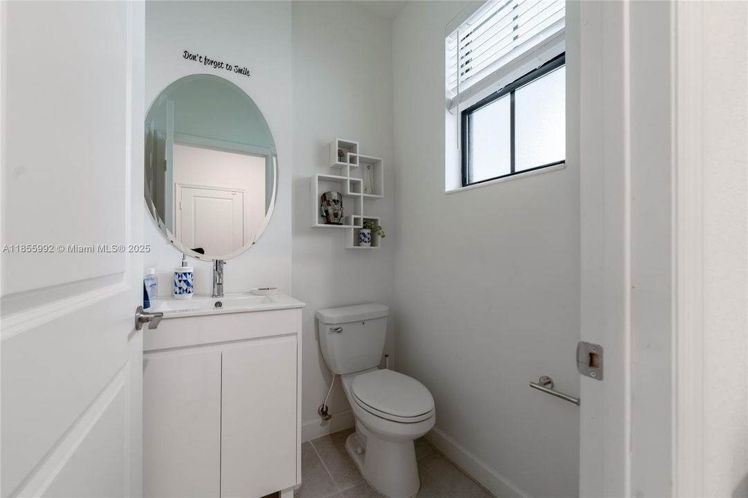 На продажу: $558,000 (3 спален, 2 ванн, 1344 Квадратных фут)