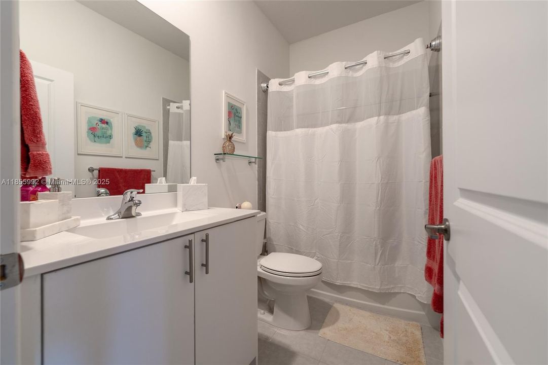 На продажу: $558,000 (3 спален, 2 ванн, 1344 Квадратных фут)