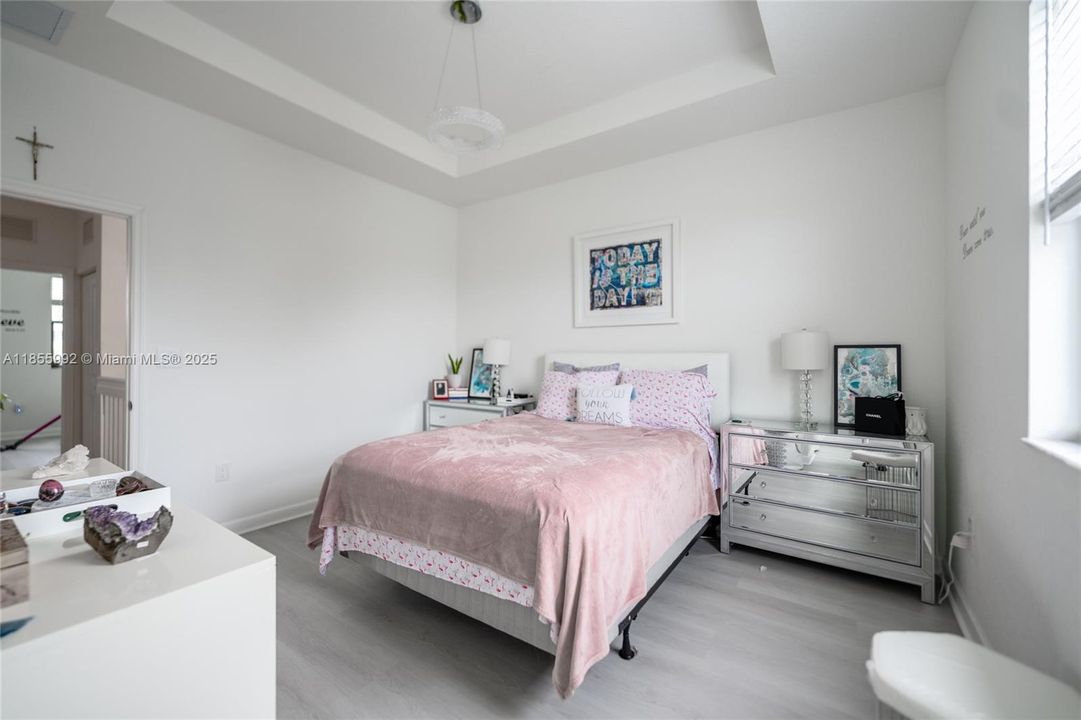 На продажу: $558,000 (3 спален, 2 ванн, 1344 Квадратных фут)