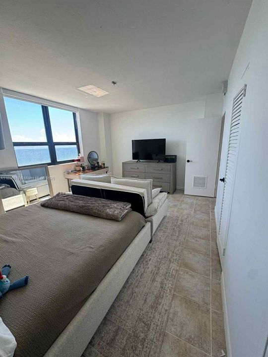 На продажу: $724,000 (1 спален, 1 ванн, 1008 Квадратных фут)