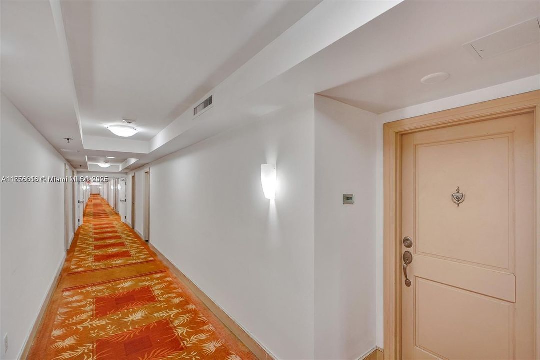 На продажу: $724,000 (1 спален, 1 ванн, 1008 Квадратных фут)