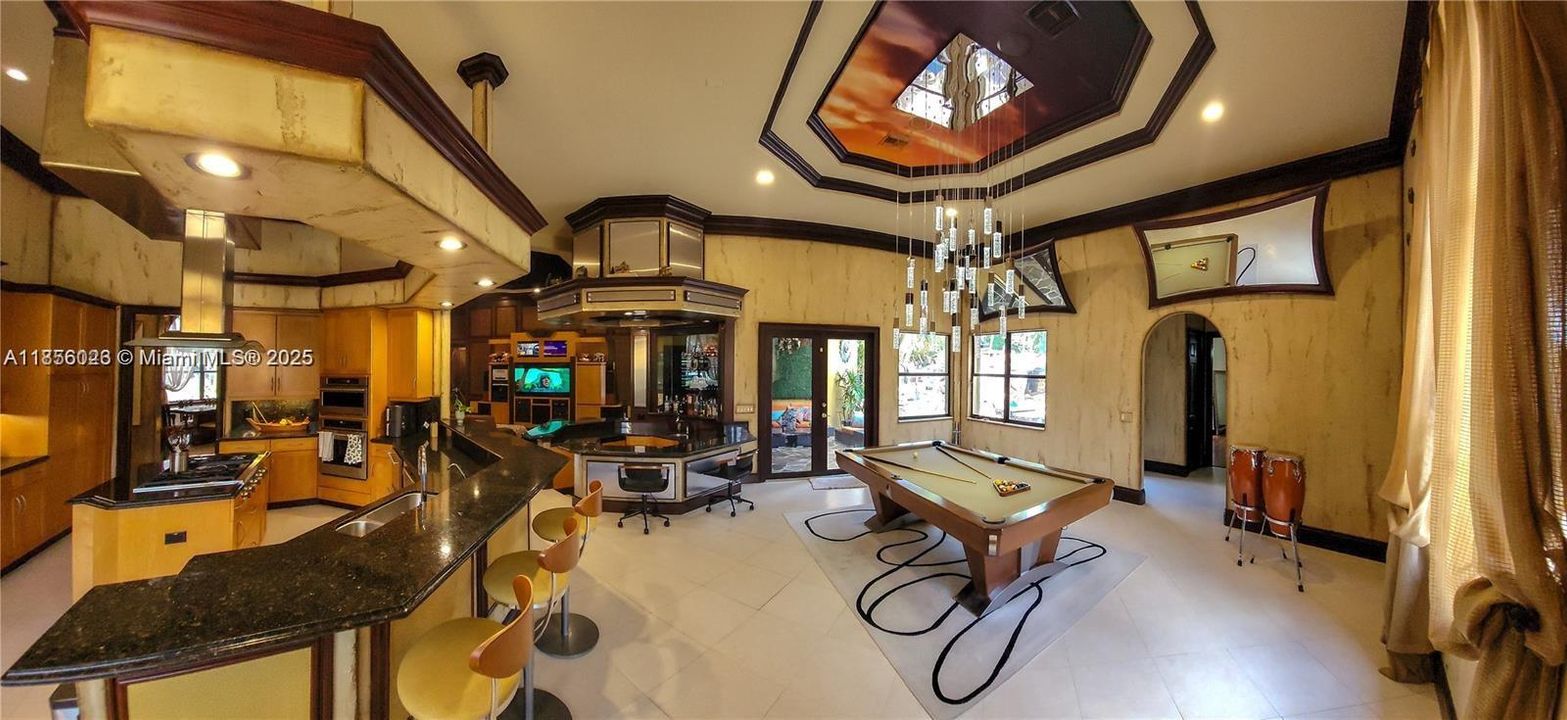 En Venta: $4,200,000 (6 camas, 4 baños, 4580 Pies cuadrados)