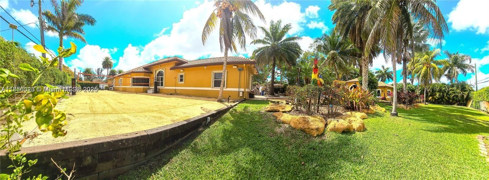 En Venta: $4,200,000 (6 camas, 4 baños, 4580 Pies cuadrados)