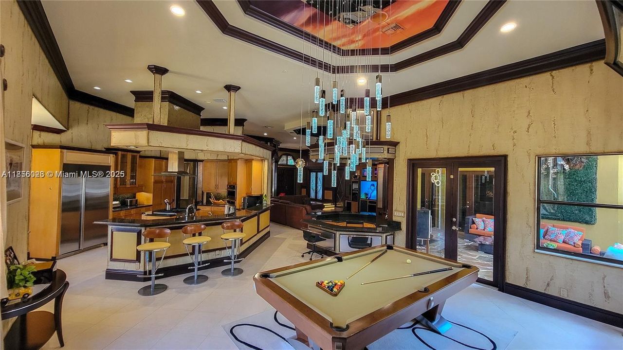 En Venta: $4,200,000 (6 camas, 4 baños, 4580 Pies cuadrados)