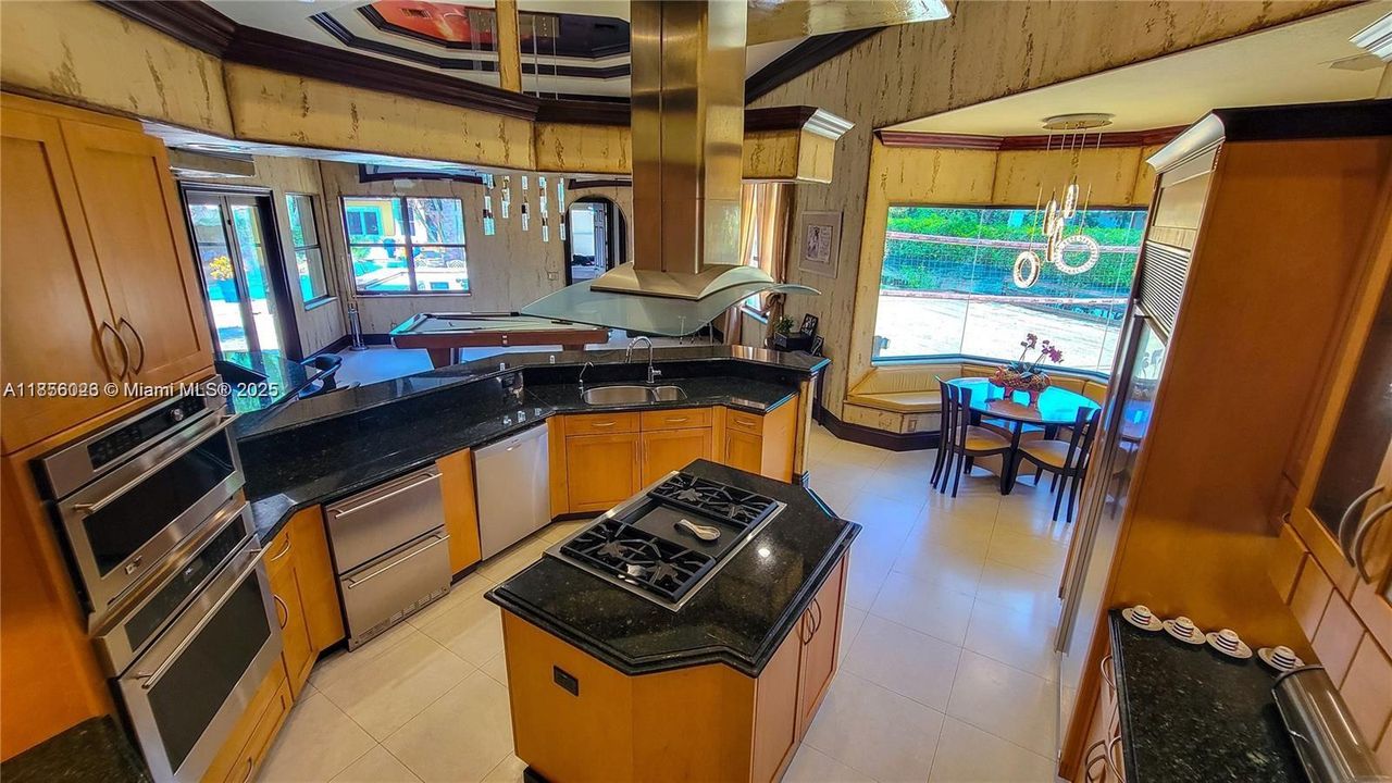 En Venta: $4,200,000 (6 camas, 4 baños, 4580 Pies cuadrados)