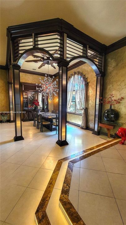 En Venta: $4,200,000 (6 camas, 4 baños, 4580 Pies cuadrados)