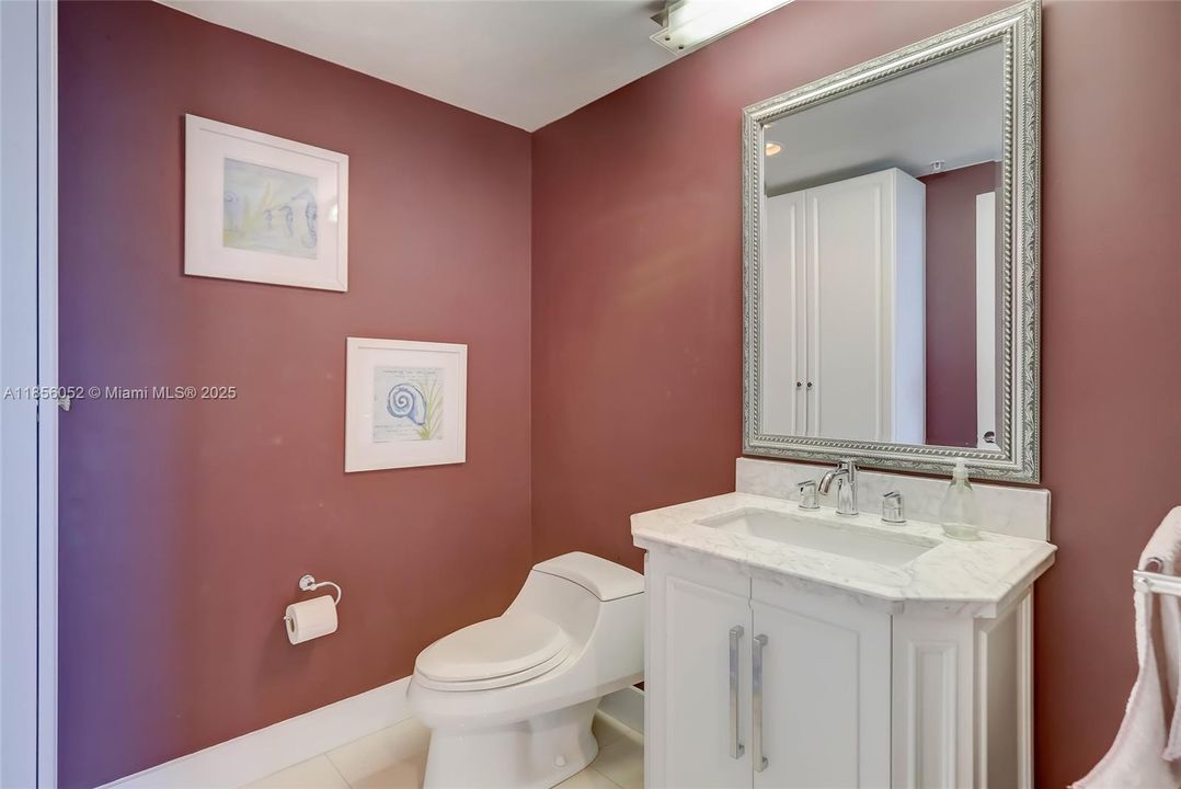 Active With Contract: $6,500 (2 beds, 2 baths, 1975 Square Feet)