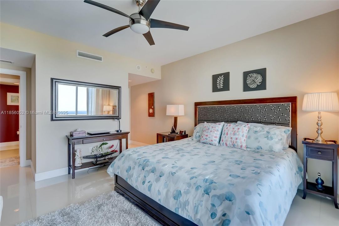 Active With Contract: $6,500 (2 beds, 2 baths, 1975 Square Feet)