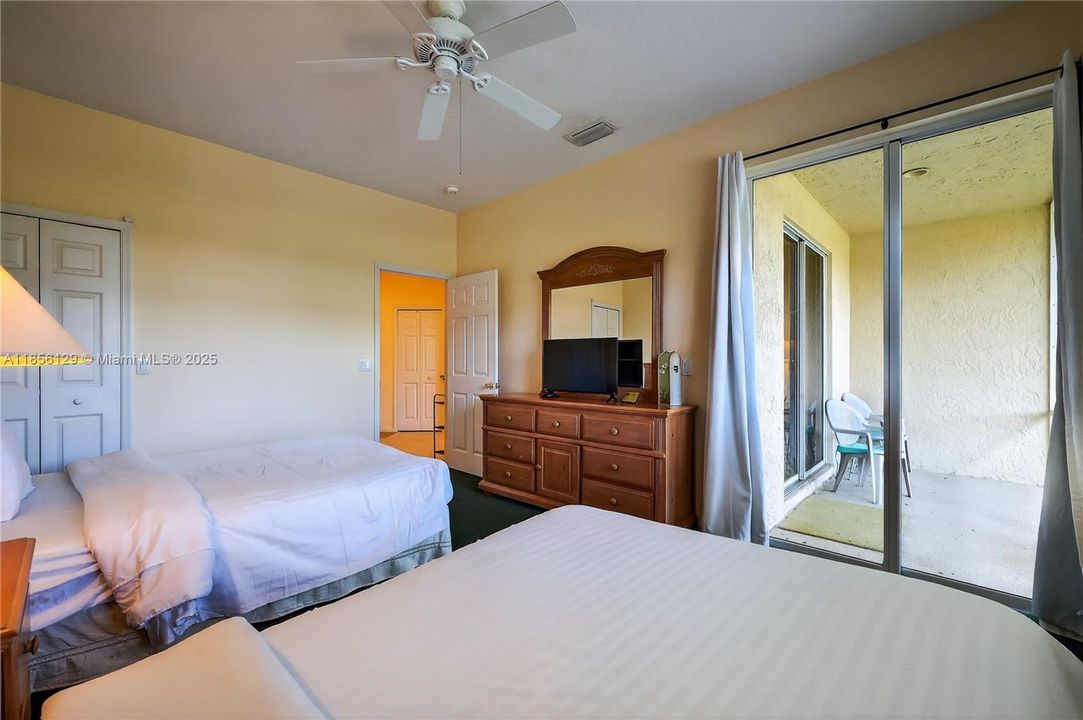 待售: $349,000 (3 贝兹, 2 浴室, 1866 平方英尺)