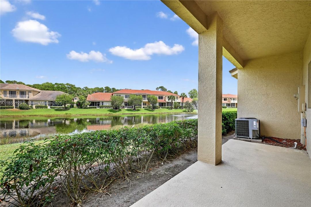 待售: $349,000 (3 贝兹, 2 浴室, 1866 平方英尺)