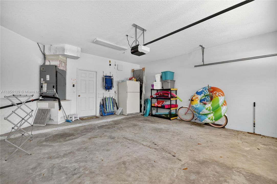 待售: $349,000 (3 贝兹, 2 浴室, 1866 平方英尺)