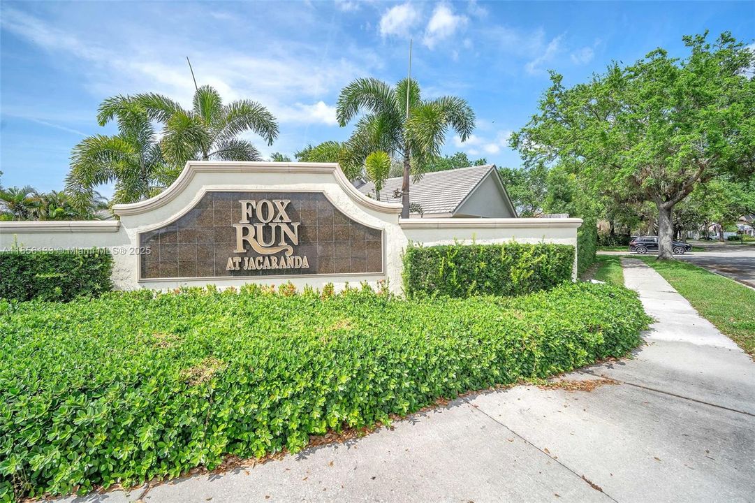 For Sale: $1,100,000 (5 beds, 3 baths, 2950 Square Feet)