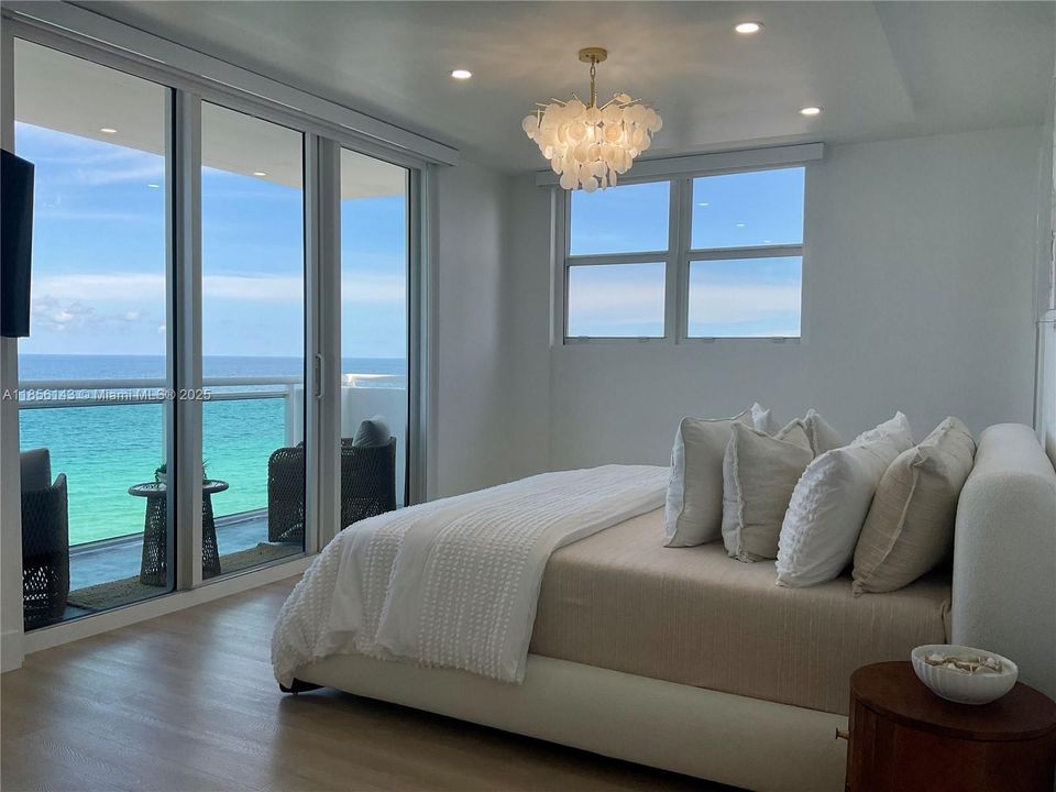 Recently Rented: $4,900 (2 beds, 2 baths, 1208 Square Feet)