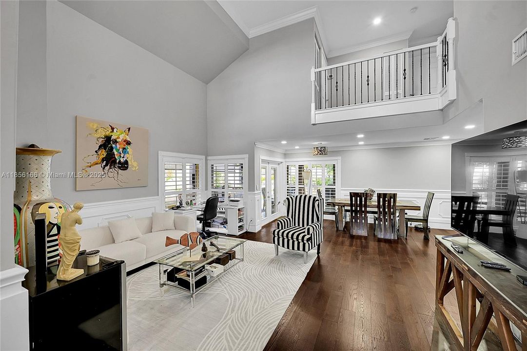 En Venta: $860,000 (4 camas, 3 baños, 2133 Pies cuadrados)