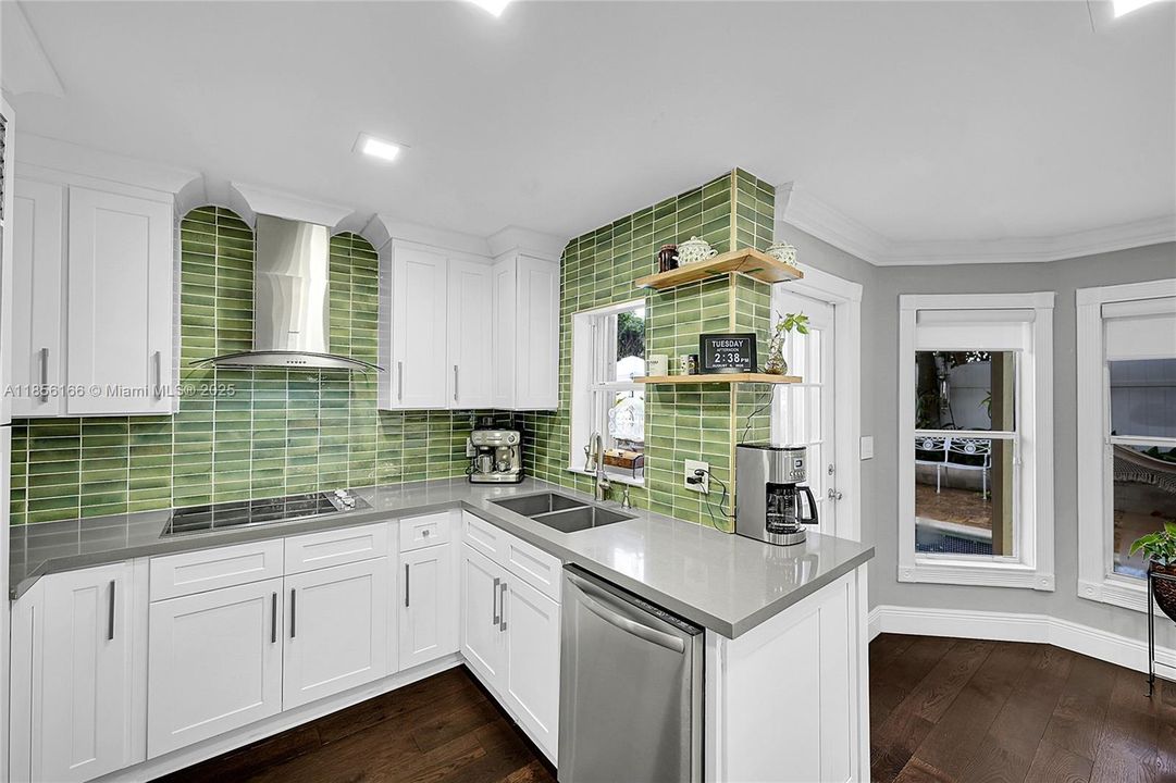 En Venta: $860,000 (4 camas, 3 baños, 2133 Pies cuadrados)