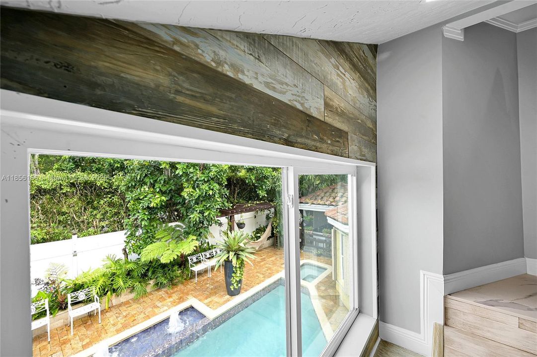 En Venta: $860,000 (4 camas, 3 baños, 2133 Pies cuadrados)