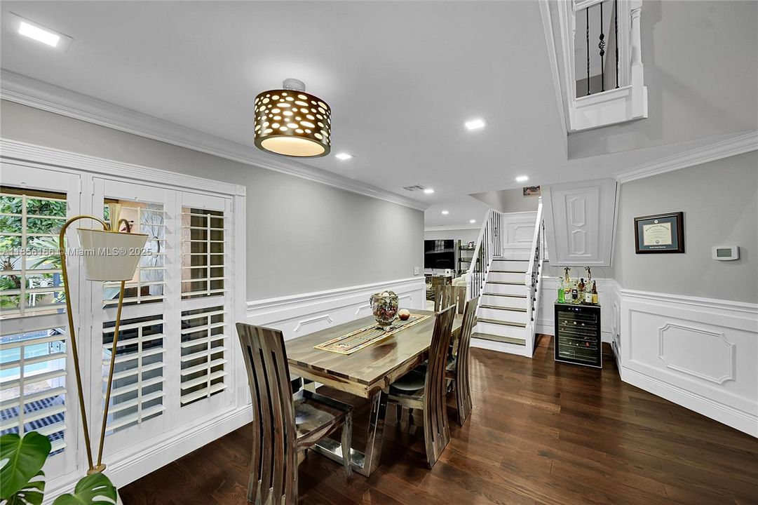 En Venta: $860,000 (4 camas, 3 baños, 2133 Pies cuadrados)