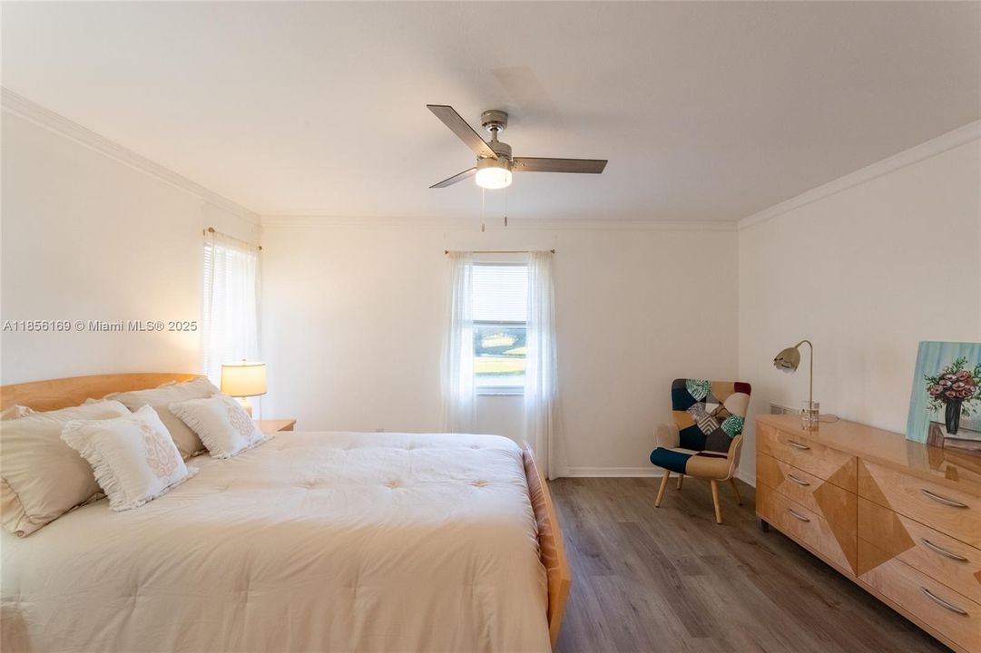 最近售出: $349,000 (3 贝兹, 2 浴室, 1694 平方英尺)