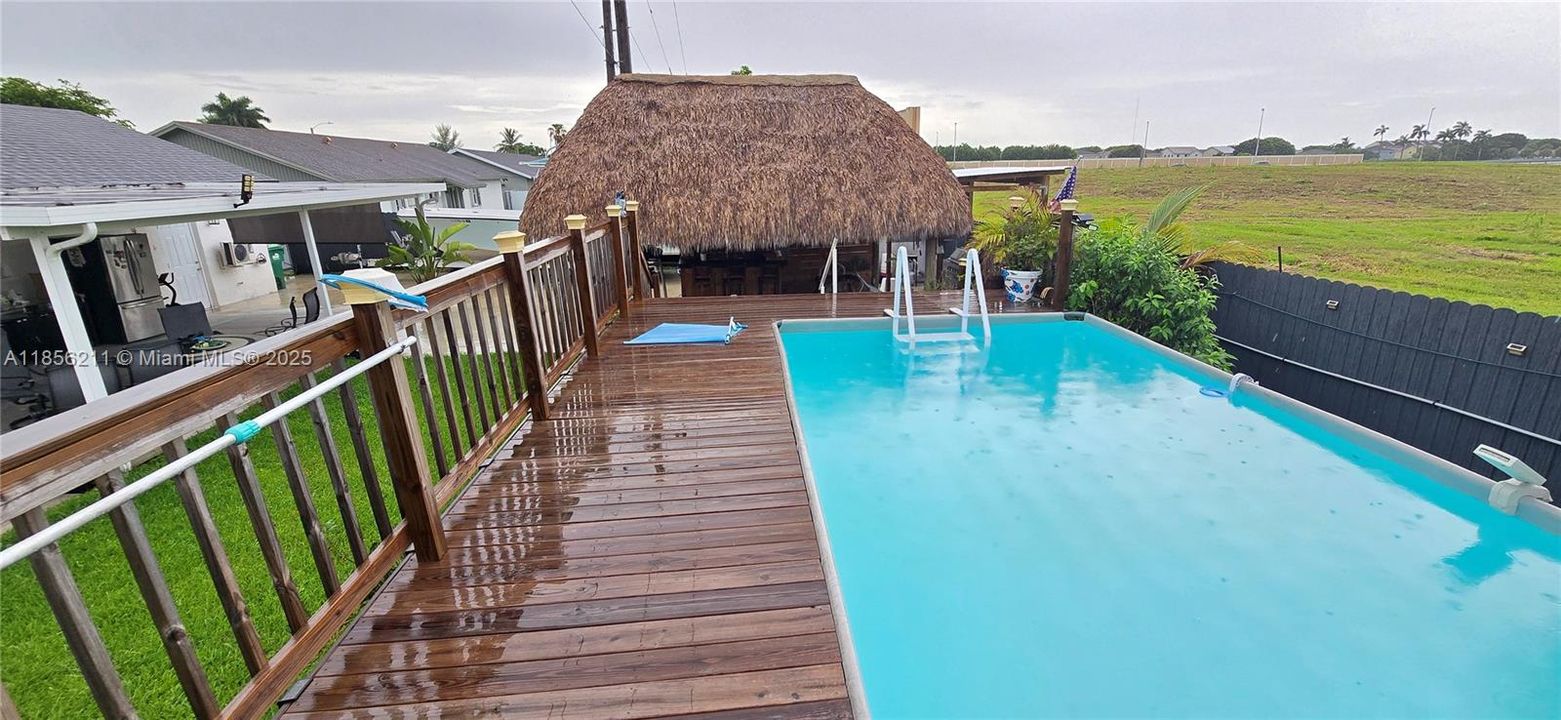 Недавно продано: $650,000 (3 спален, 2 ванн, 1578 Квадратных фут)