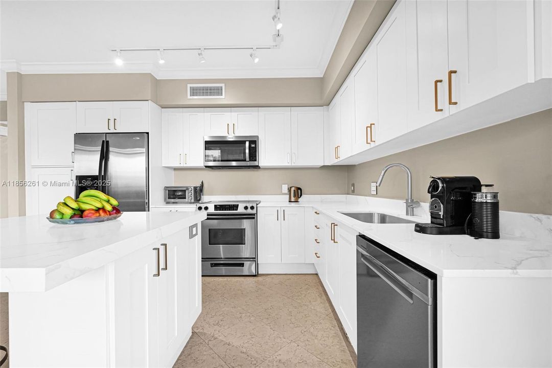 На продажу: $519,000 (3 спален, 2 ванн, 1597 Квадратных фут)