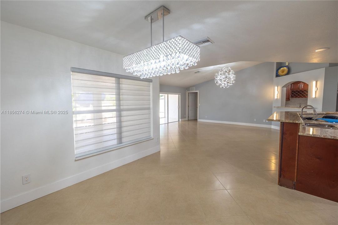 Recently Rented: $2,100 (4 beds, 2 baths, 0 Square Feet)