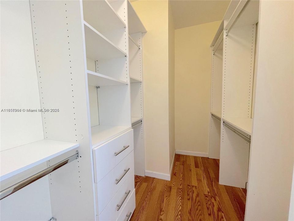 Active With Contract: $4,300 (4 beds, 3 baths, 2152 Square Feet)