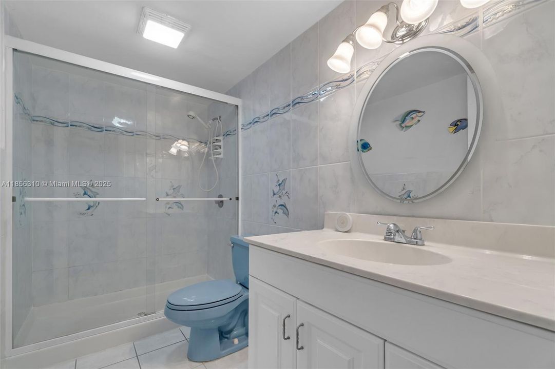 For Sale: $475,000 (2 beds, 1 baths, 1000 Square Feet)