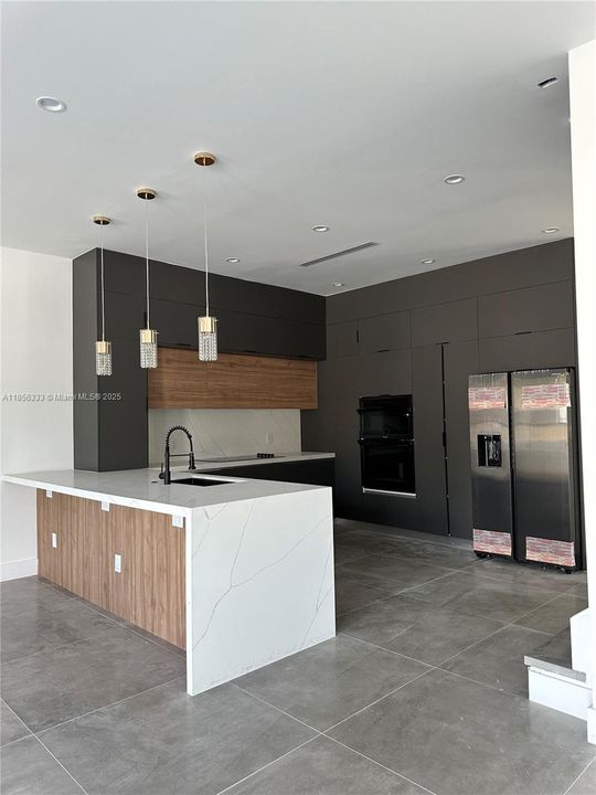 Active With Contract: $4,500 (4 beds, 2 baths, 2012 Square Feet)